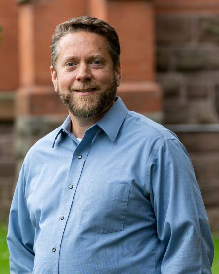 Jeremy McClung headshot 